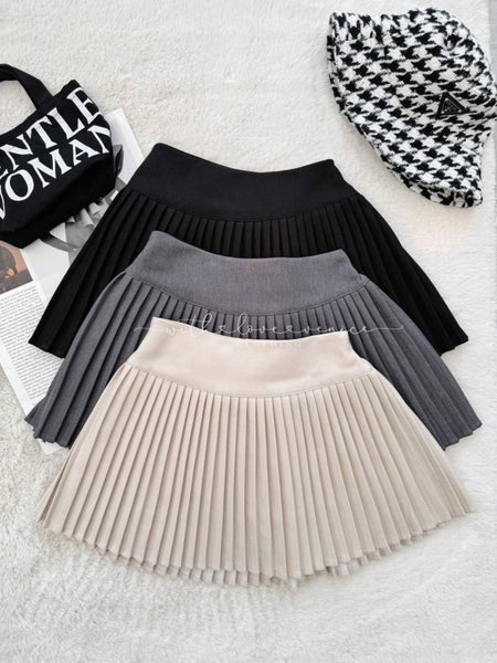 Kylie Pleated Skirt